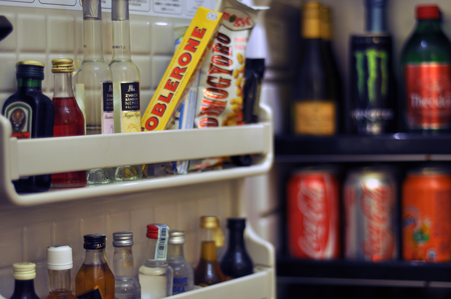 Convenience Stores Are Killing Hotel Minibars, Smart News