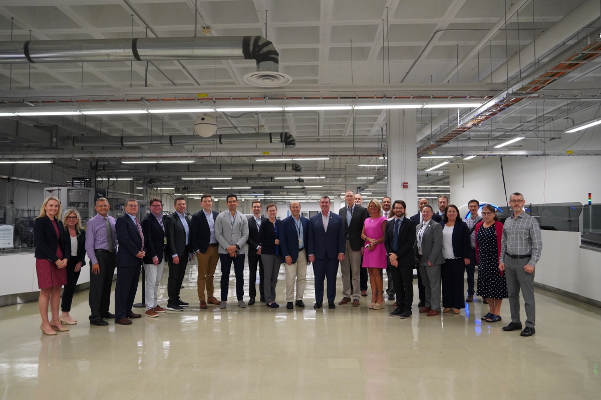 Members of the Commission and CBP officials at Washington Dulles International Airport. — Photo by U.S. Travel Association