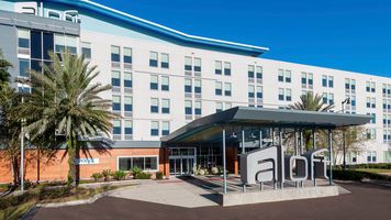 aloft hotel to maryland live casino