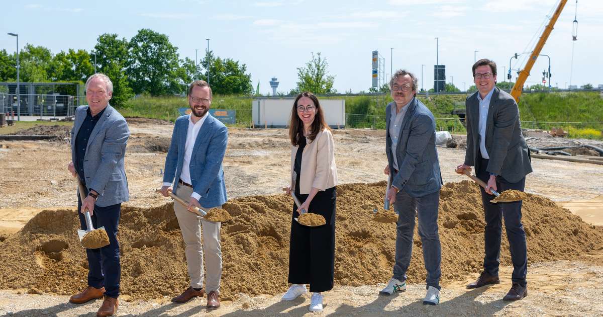 Grundsteinlegung für das ibis Styles Hotel am Flughafen München