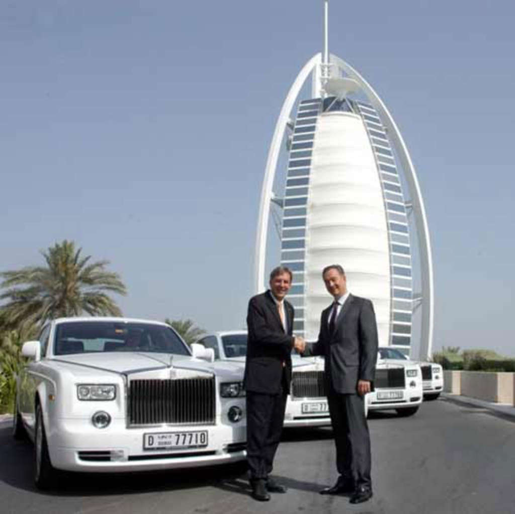 A Luxurious New Arrival At Burj Al Arab Burj Al Arab Welcomes Four New Bespoke Rolls Royce Phantoms