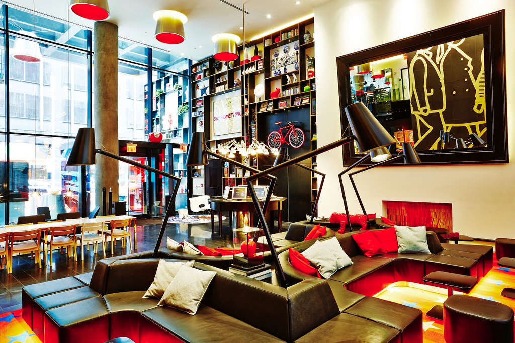 citizenM opens hotel on Champs-Élysées in Paris • Hotel Designs