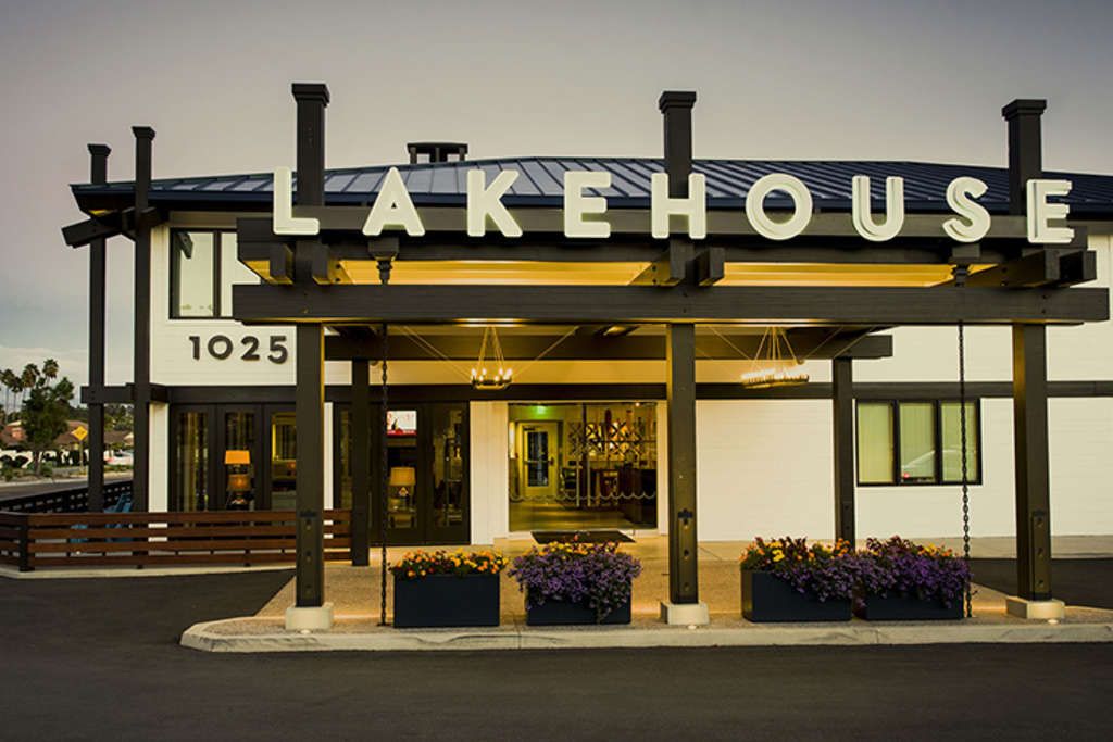lakehouse hotel and golf resort honeymoon san diego