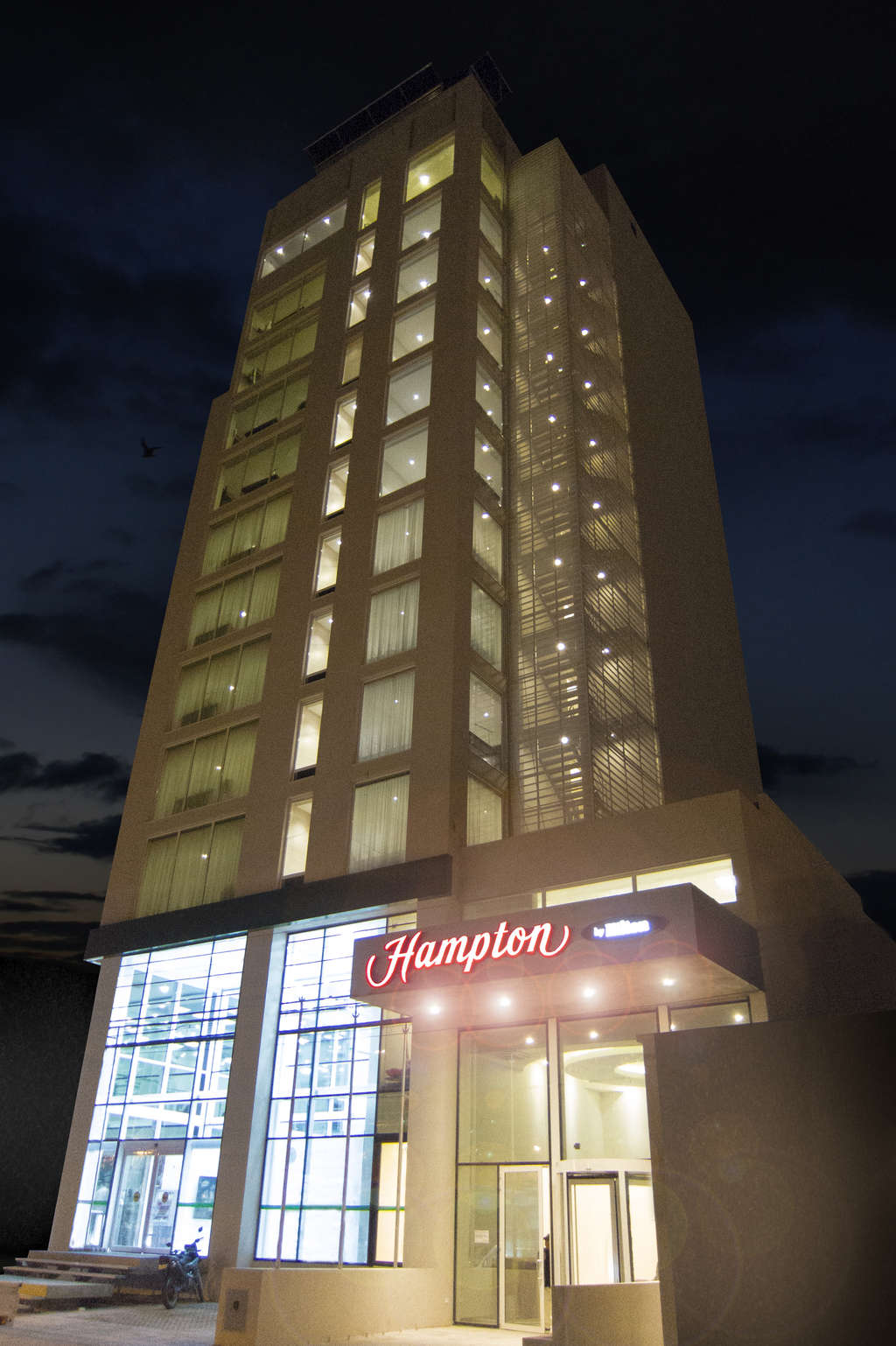 Hampton by Hilton Announces Opening of First Hotel in Bolivia