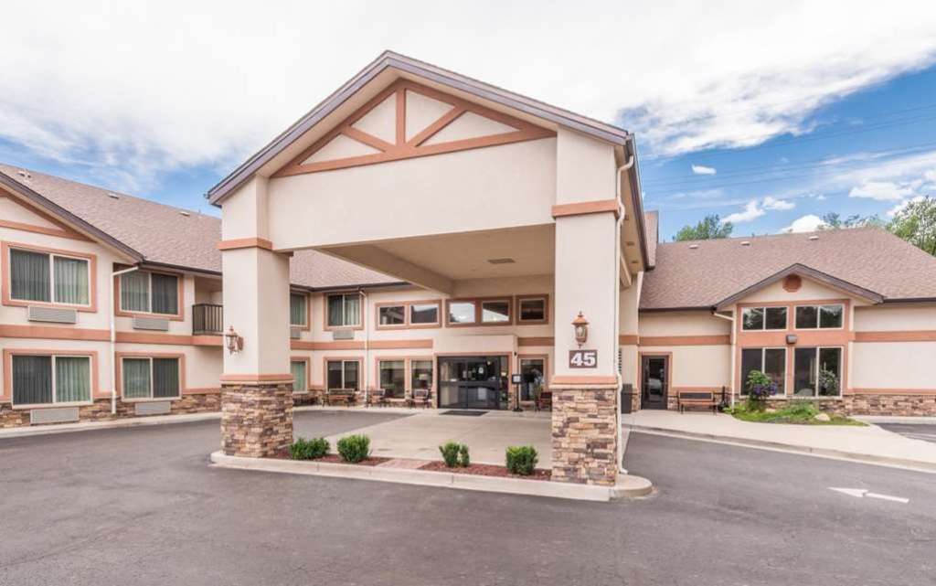 Colorado Comfort Inn Rebrands As Magnuson Grand Pikes Peak