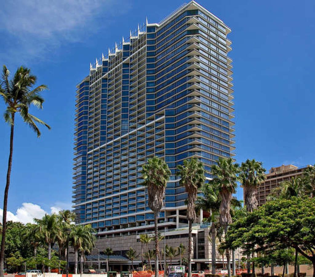 Hilton Hawaiian Village - Oahu - Magellan Luxury Hotels