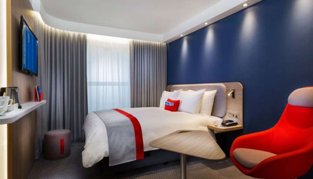 Arora Group Opens New Heathrow Terminal 4 Holiday Inn Express