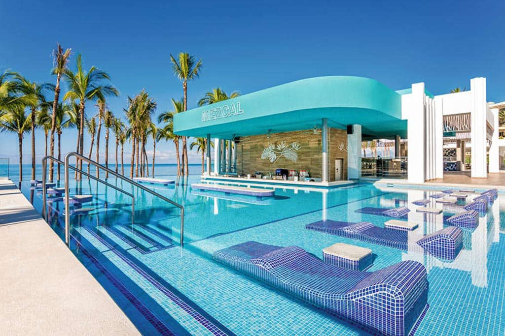 Hotel Riu Vallarta Reopens Following Renovation Hospitality Net