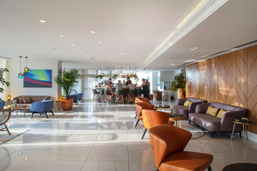 Carlton Tel Aviv Reveals Interior Redesign For Lobby, Business Lounge ...