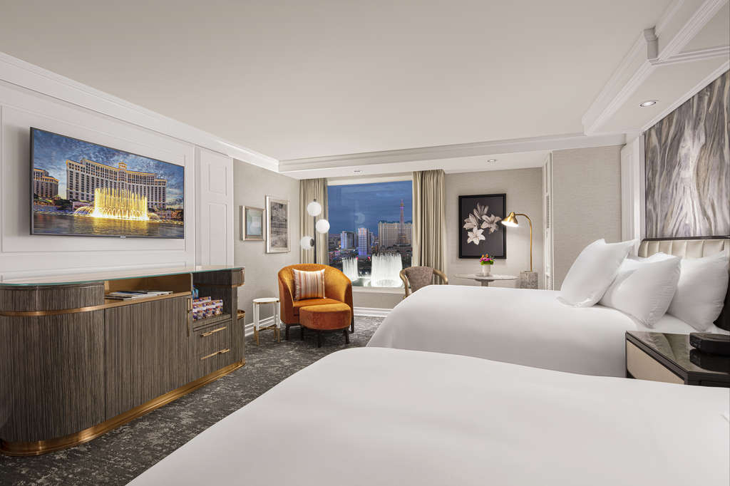 We tried the newly renovated rooms at Bellagio, here's what they are like -  The Points Guy