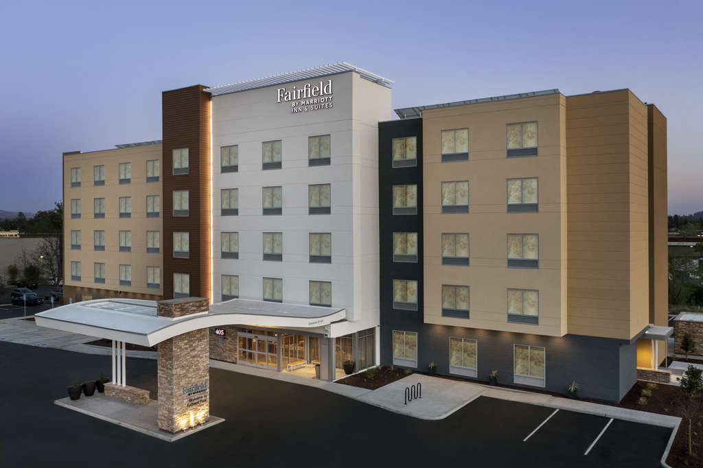 fairfield inn & suites santa rosa rohnert park