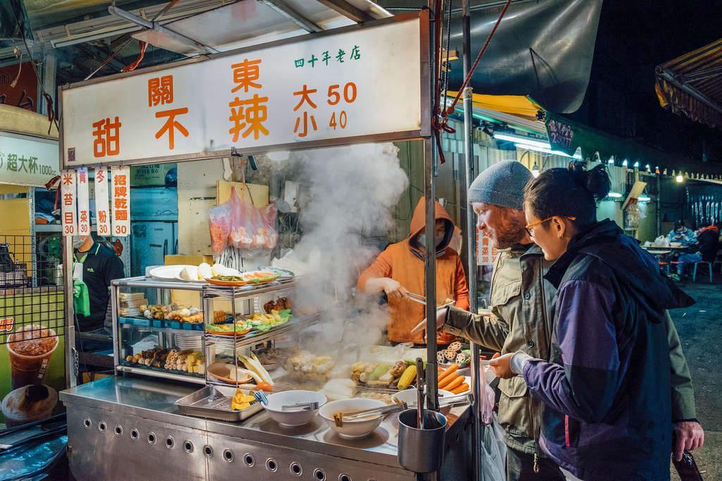 Taiwanese night Market — Photo by Booking.com