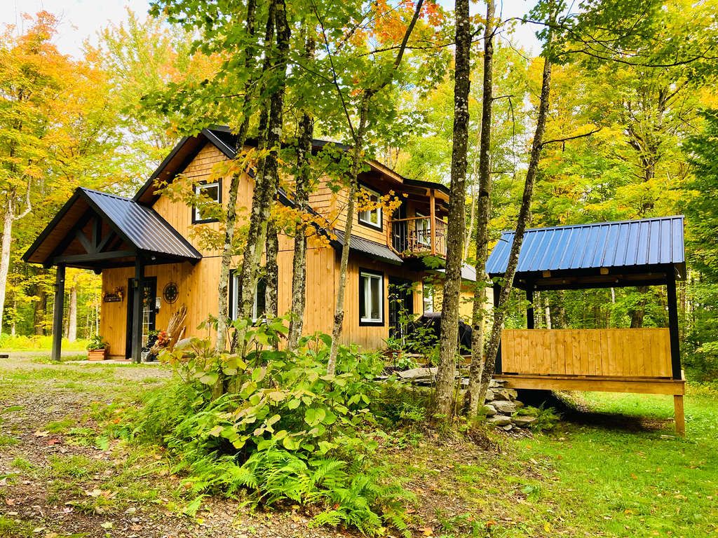 MONT CHALET dans la 1re Réserve de ciel étoilé, La Patrie, Quebec — Source: Airbnb