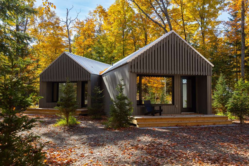 Dimensions Algonquin Highlands in Ontario, Canada— Source: Creative Supply