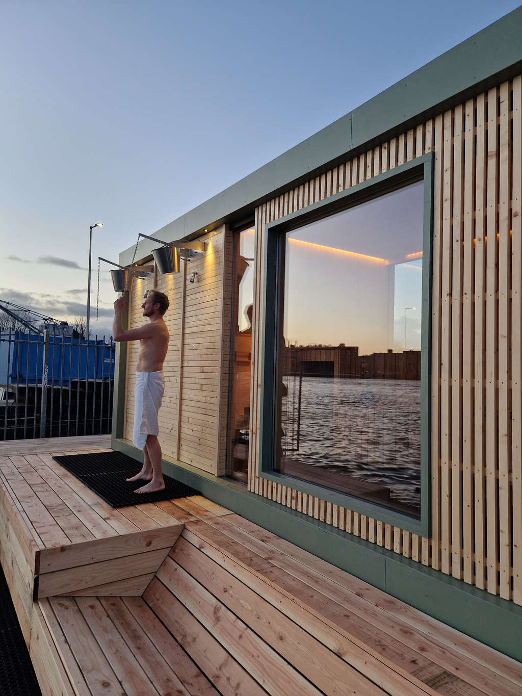 Kuuma’s pop-up saunas, which were located in Amsterdam this past winter, have been moved to Kraggenburg and 
Rotterdam, the Netherlands. The concept not only makes wellness space more accessible but reveals how certain spaces 
can be differently utilized throughout the year.— Source: Creative Supply