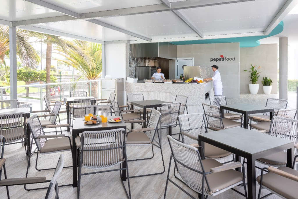 The refurbished hotel Riu Gran Canaria opens its doors