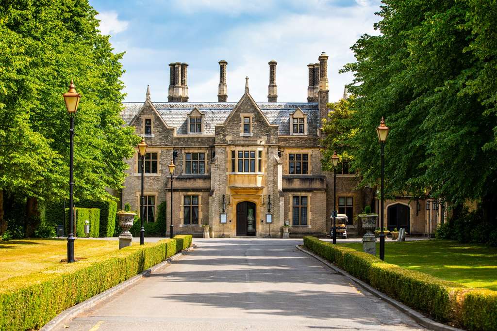 Manor House - Foxhills Club & Resort — Photo by Crave Interactive