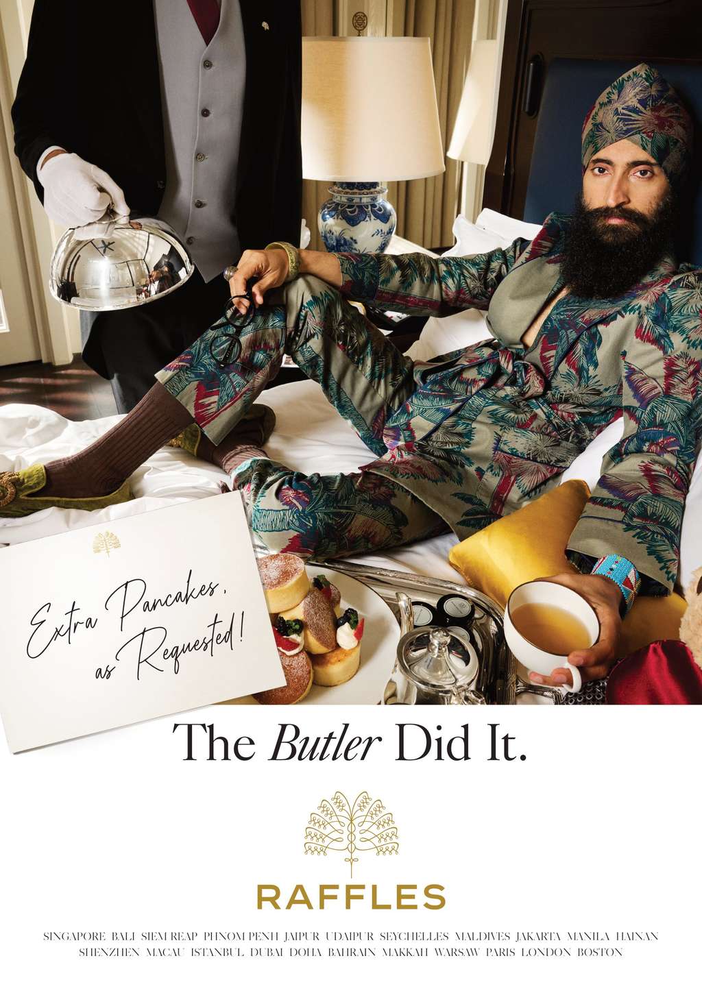 Waris Ahluwalia en una habitación del Raffles Singapore — Fuente: Accor